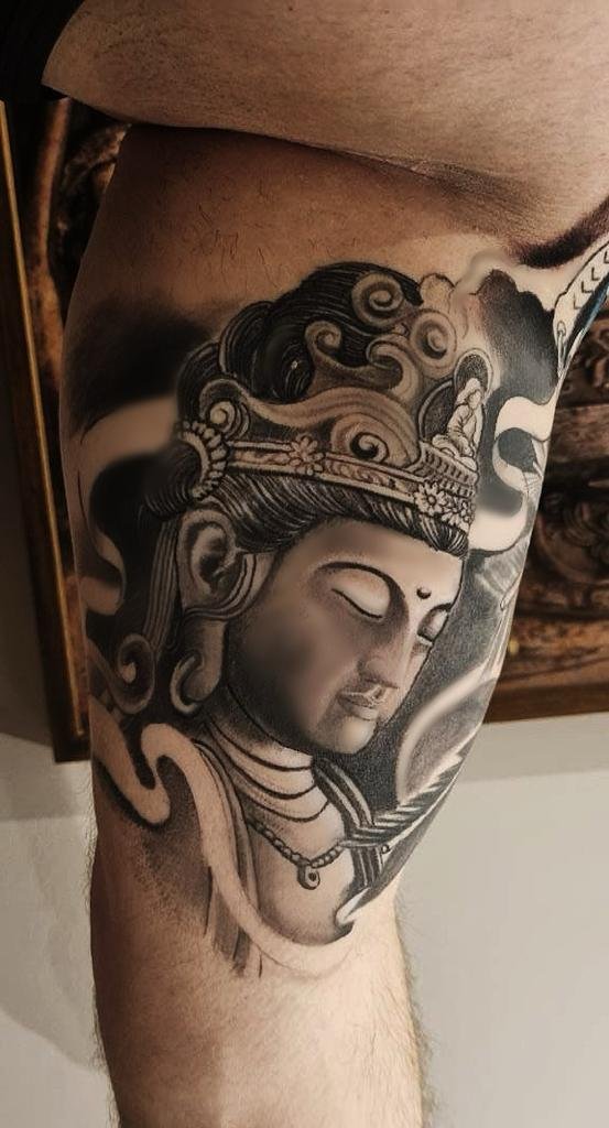 Buda Oriental — trabalho autoral de Rogério Plaça